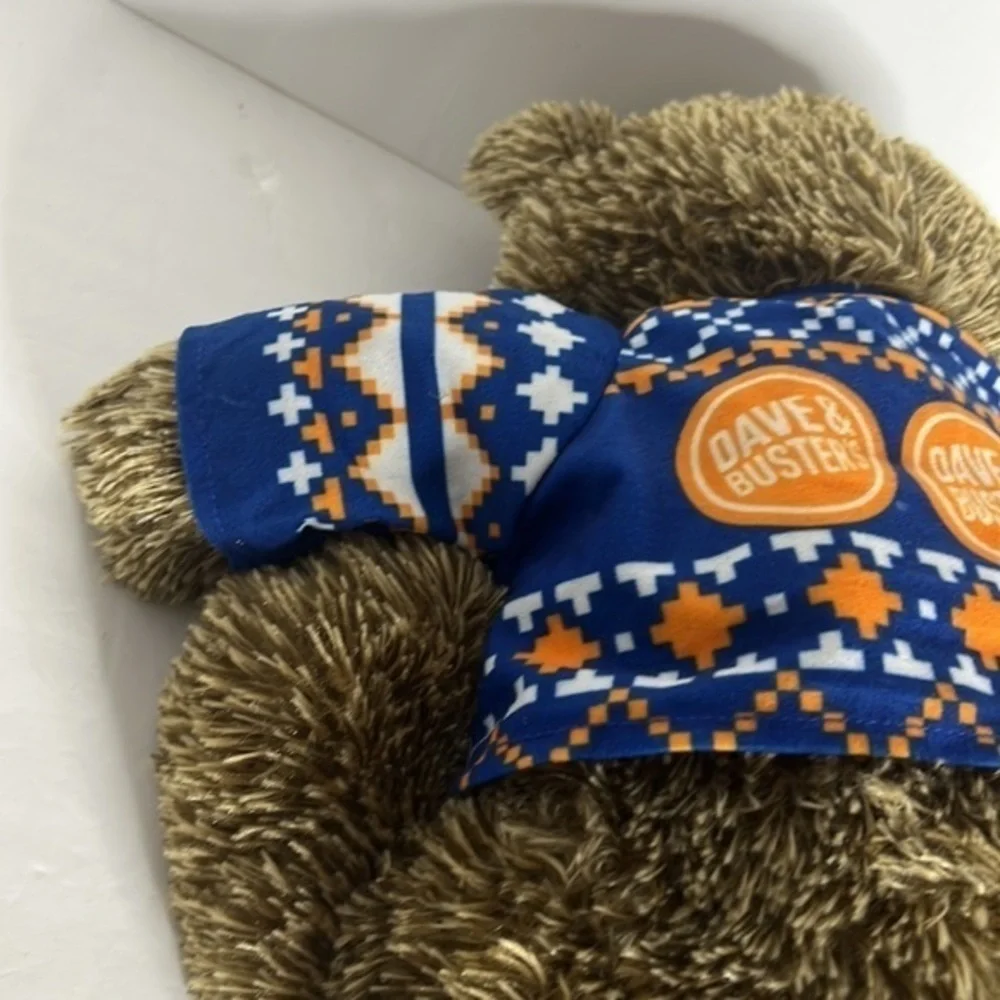 DAVE & BUSTER BEAR WITH JERSEY